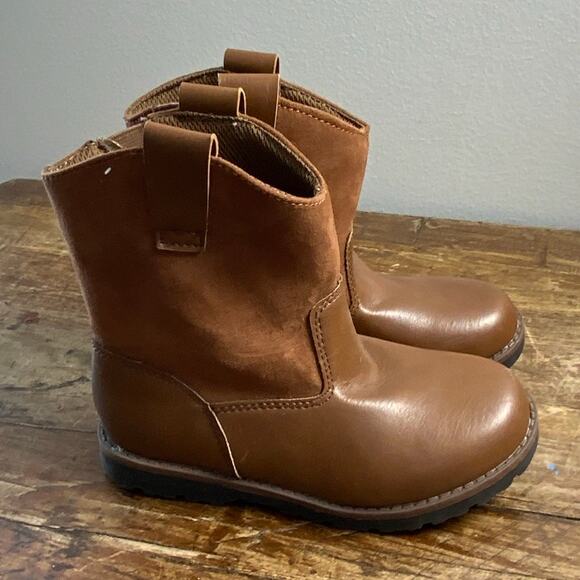 Cat & Jack Boys Boots‎ size 12 - Picture 1 of 6
